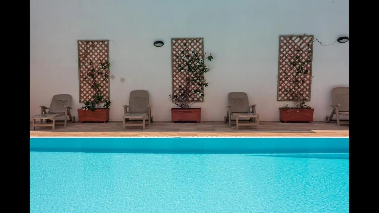 Relaxing Cristal Blu Studio Sleeps 3 Num1486 Santa Teresa Gallura 0*,  Italy